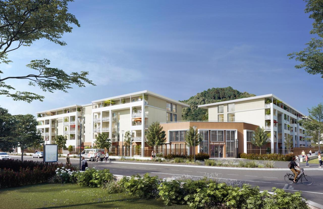 Résidence services seniors DOMITYS LES EAUX VIVES Digne-les-Bains Esterno foto